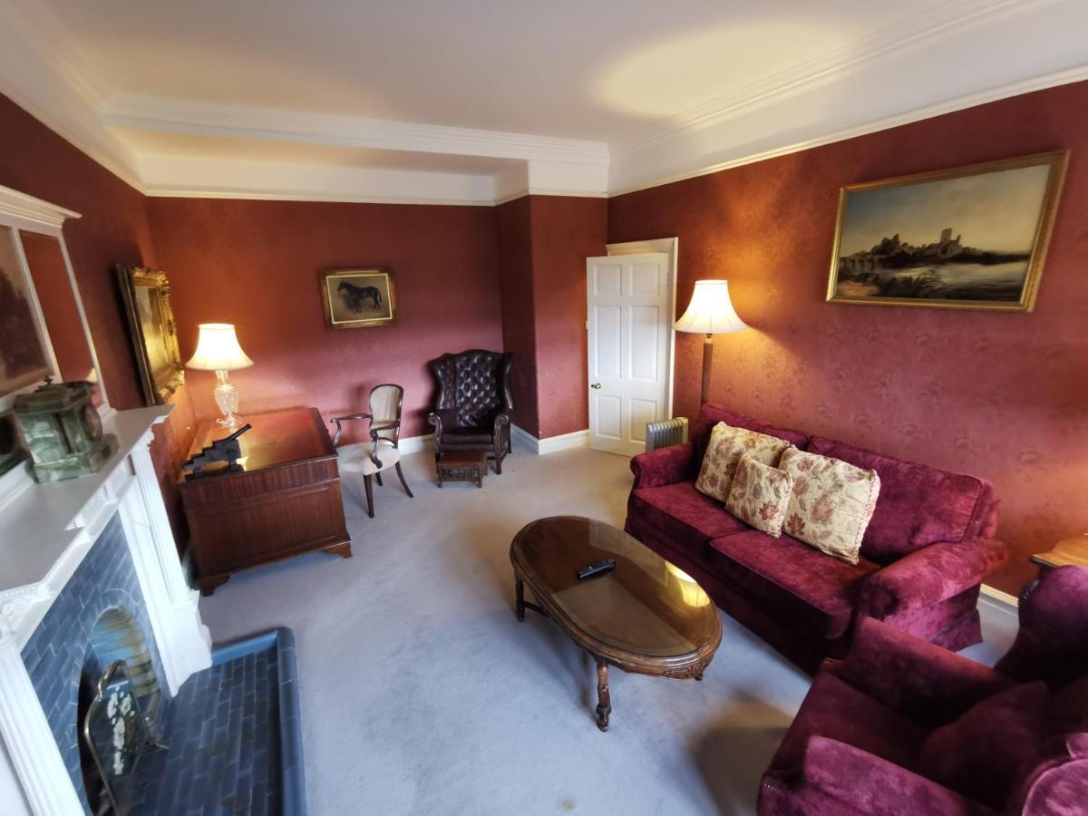 Waterford Castle Hotel & Golf Resort Ballinakill  Екстер'єр фото