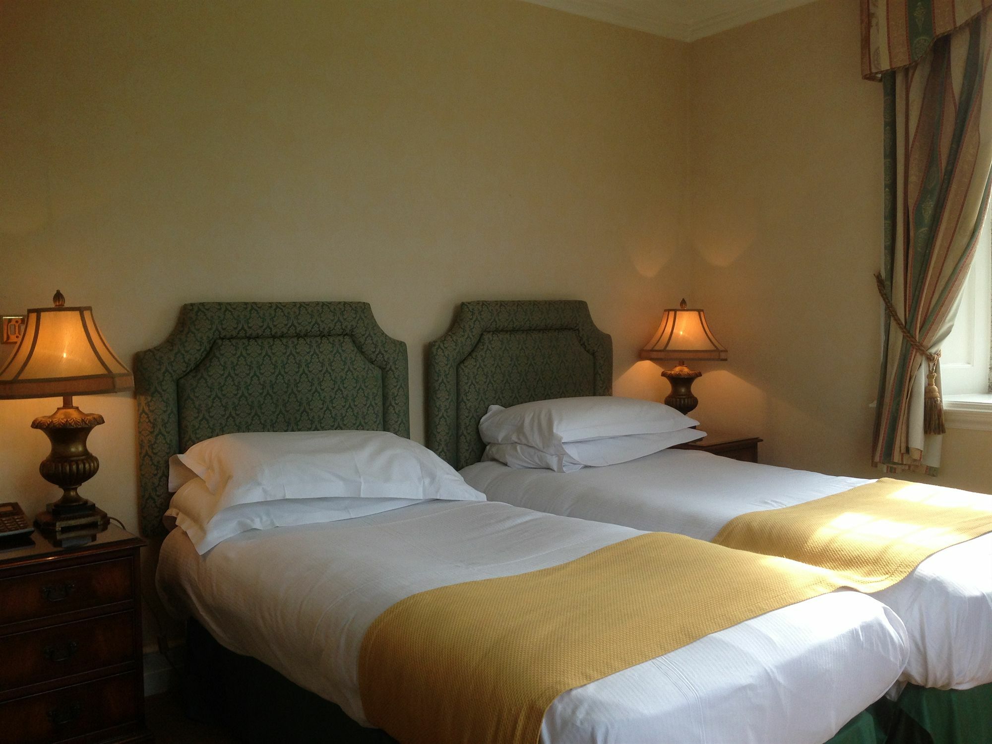 Waterford Castle Hotel & Golf Resort Ballinakill  Екстер'єр фото